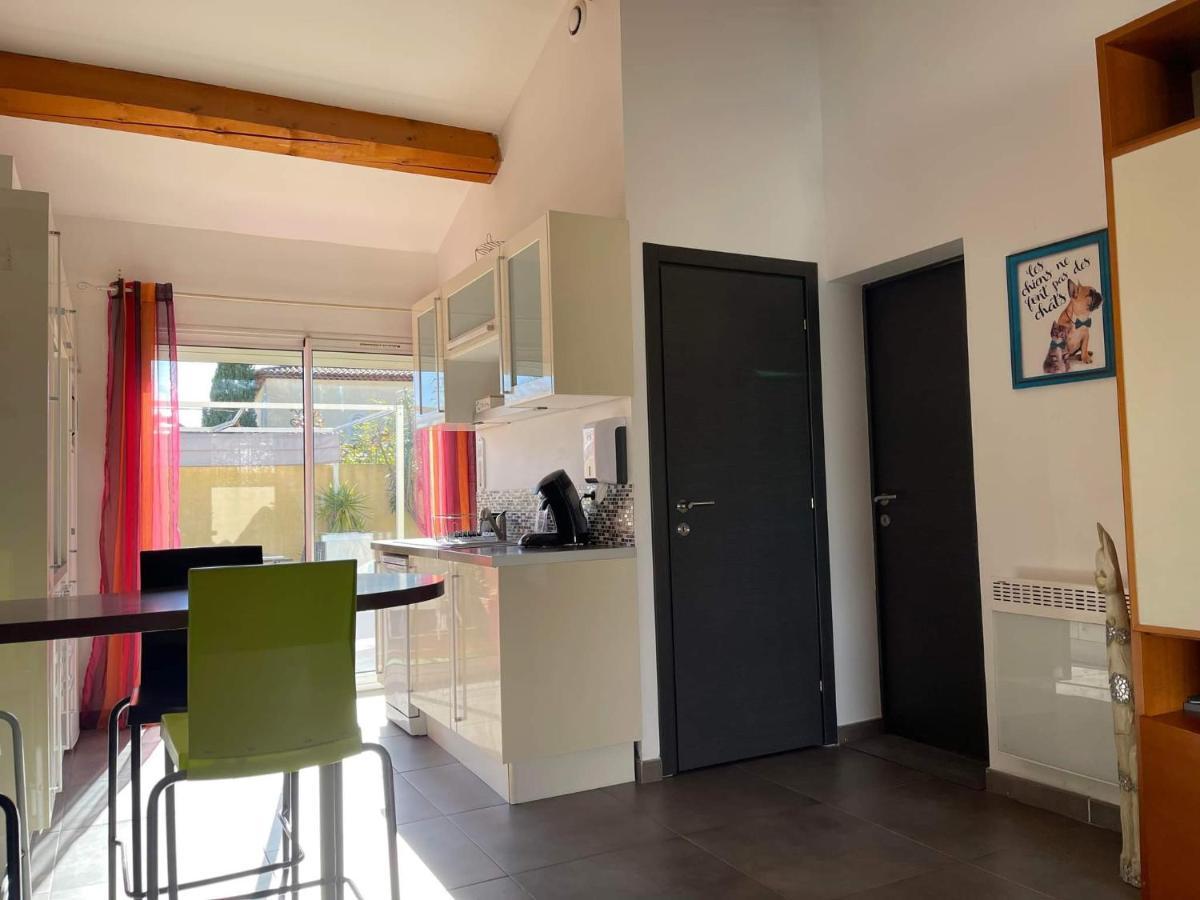 Maison F2, Neuve Au Calme Avec Jardinet La Crau Eksteriør billede